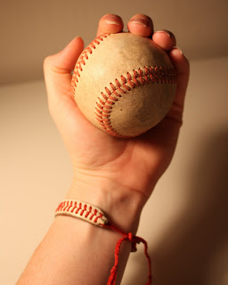 baseball string braclet