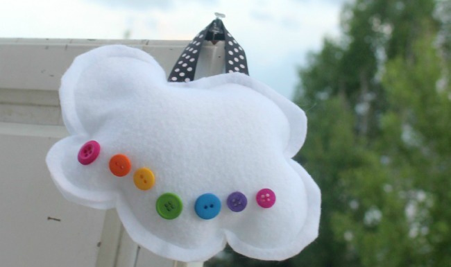 Button_Cloud_Pillow_Project_Carousel