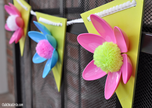 Spring-Flower-Hanging-Garland-Easy-Craft-Idea