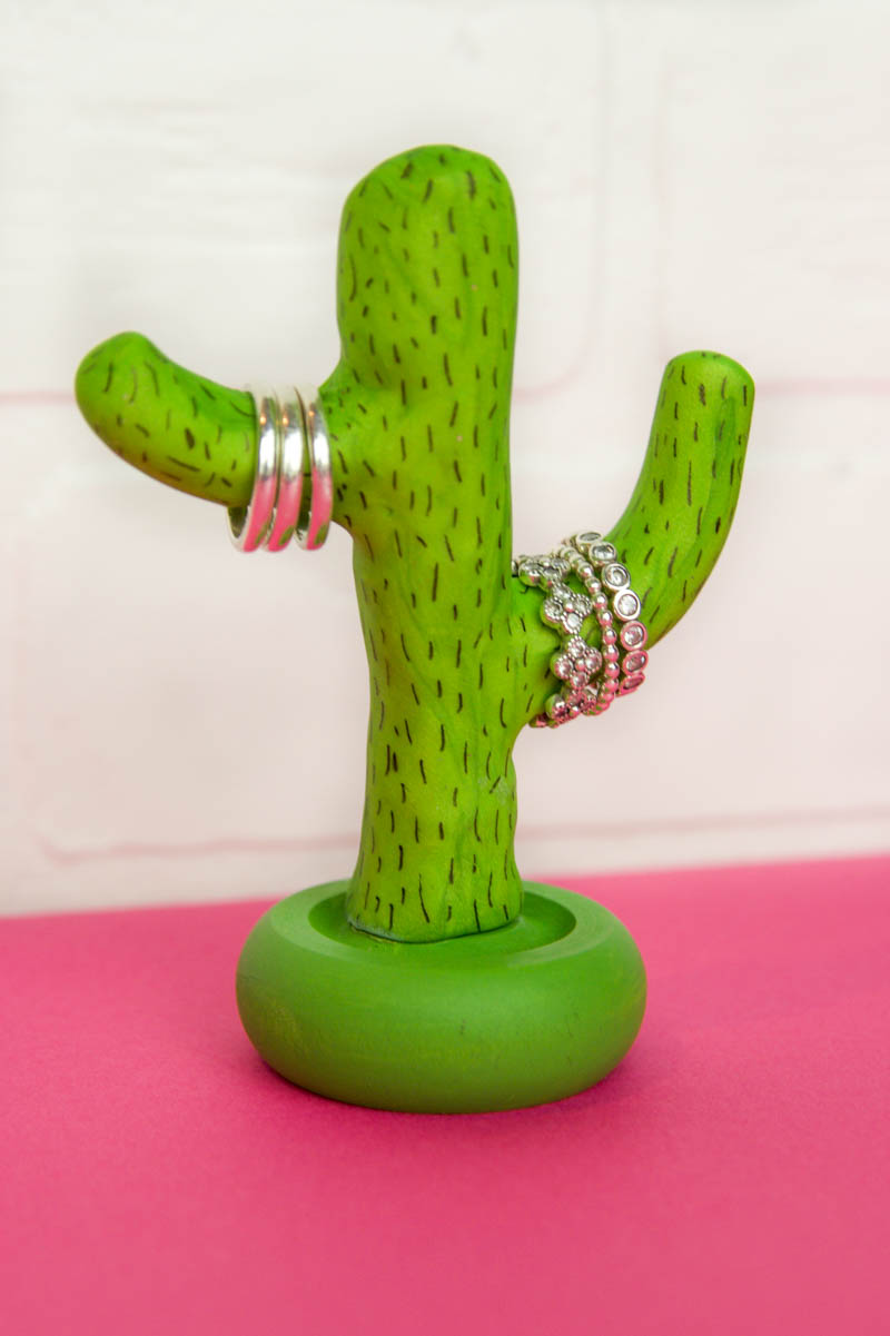 diy clay cactus ring holder, diy cactus ring holder, diy jewelry holder 