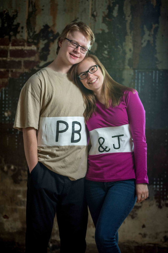  last-minute couples Halloween costume idea
