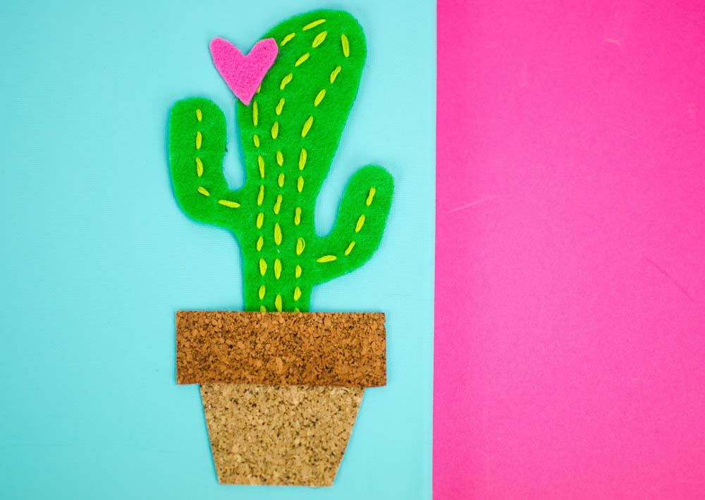 diy cactus canvas, diy canvas art, diy wall art, felt cactus 