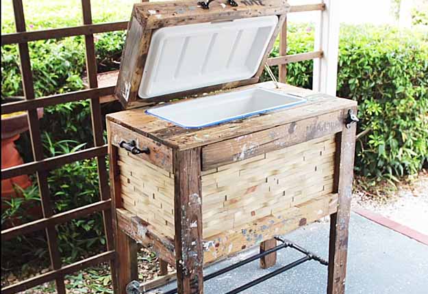 How To Build A Rustic Cooler Box