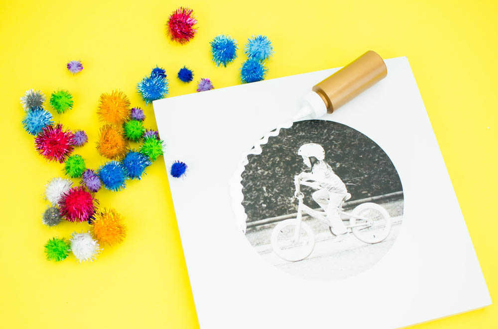 Pom Pom Framed Photo Canvas- a great babysitting craft idea!