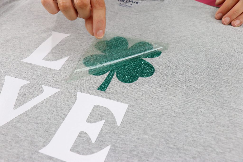 Easy St. Patrick's Day T-Shirt With Your Cricut!
