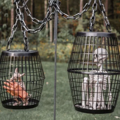 Budget Friendly Outdoor Halloween Decorations thumbnail