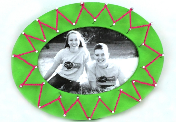 string art frame - makes a great Christmas gift you can make on a budget