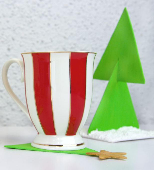 Christmas tree coasters - makes a great Christmas gift you can make on a budget