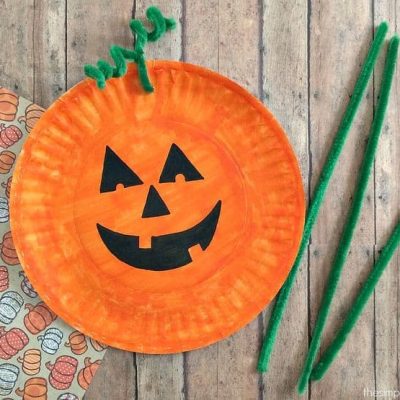 Halloween Crafts for Toddlers and Preschoolers thumbnail