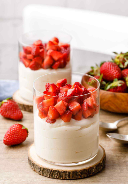 Quick and Easy Dessert Creamy Keto Cheesecake Fluff