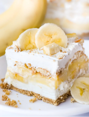 A delicious and easy to make banana pudding dessert