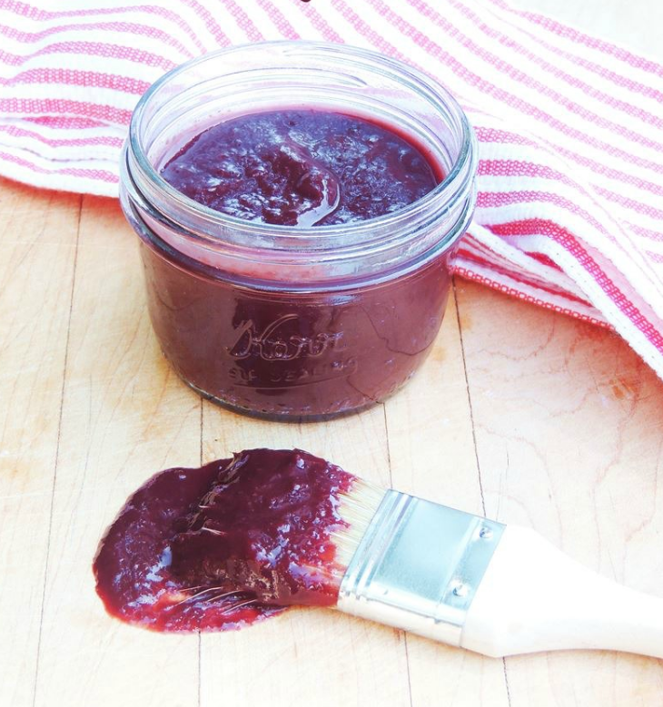 A delicious blackberry BBQ sauce