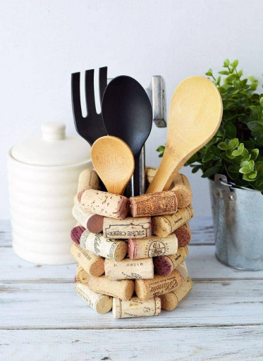 utensil holder made from wine corks