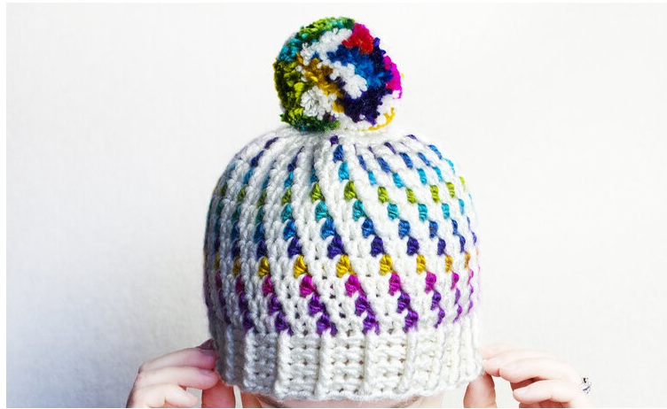 colorful rainbow striping effect beanie crochet pattern