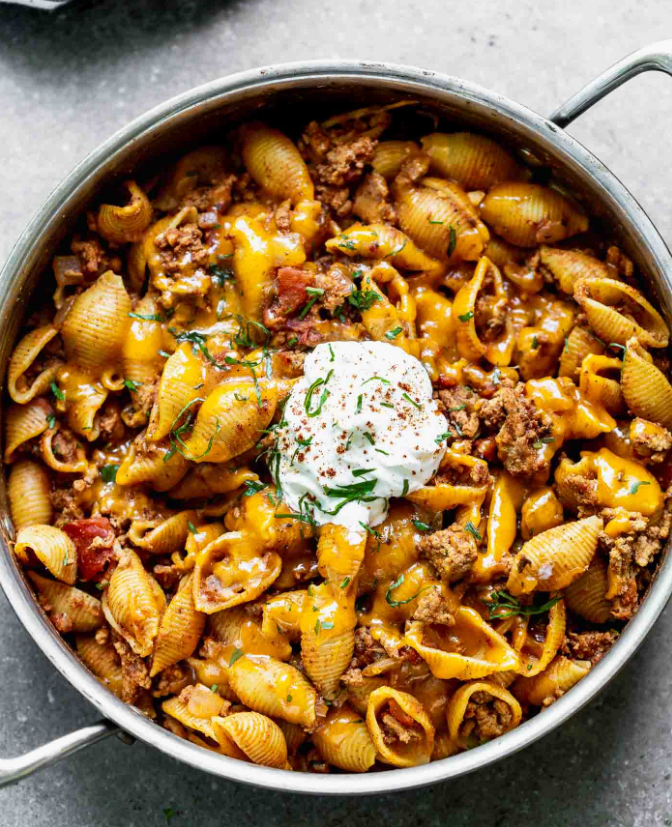  One Pot Turkey Mexican Pasta a slightly spicy, smoky, hearty recipe with healthy sauce