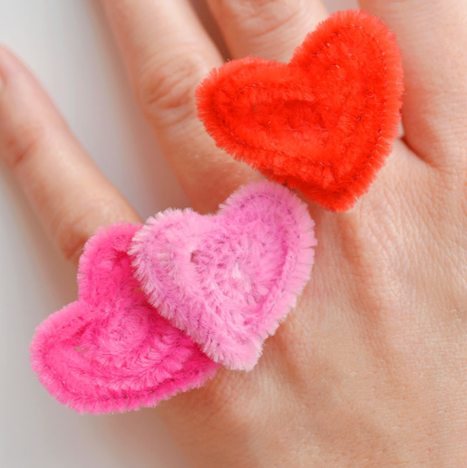 pipe cleaner crafts - heart shaped rings