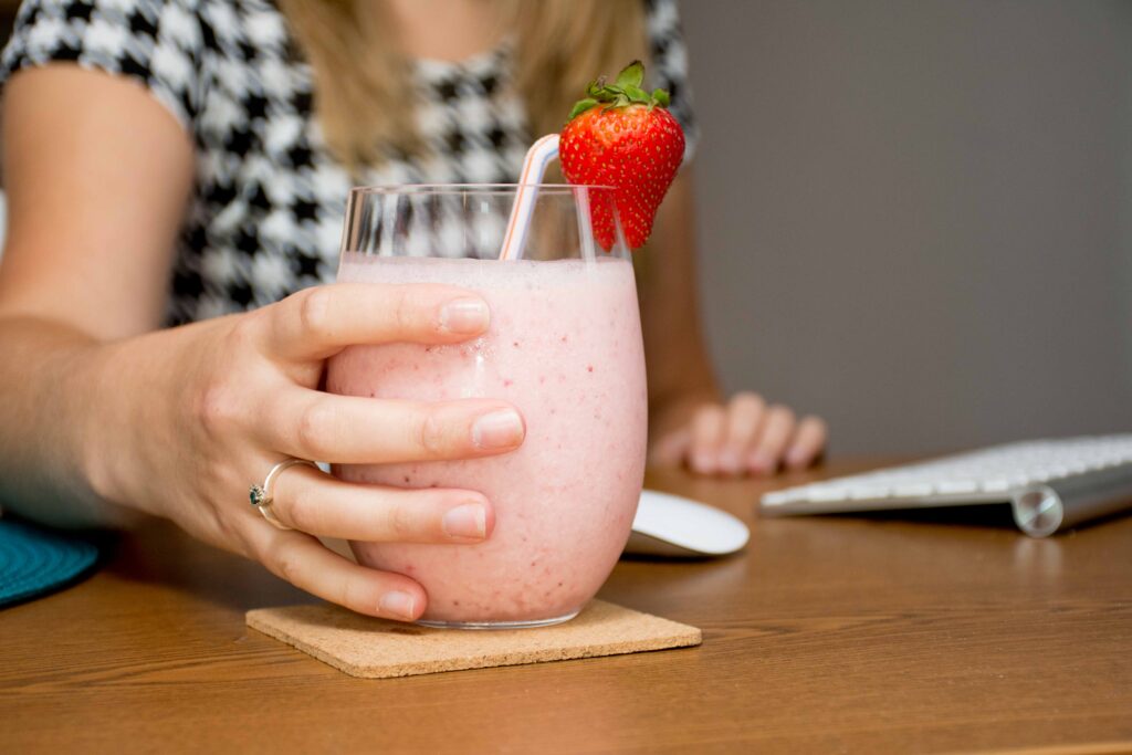 Strawberry and pineapple smoothie