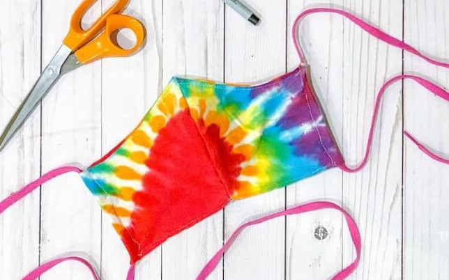 Cloth face mask from a tie dye t-shirt