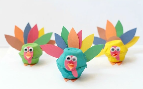 egg carton turkeys craft colorful thanksgiving project