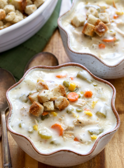 creamy delicious slow cooker leftover thanksgiving turkey pie soup 