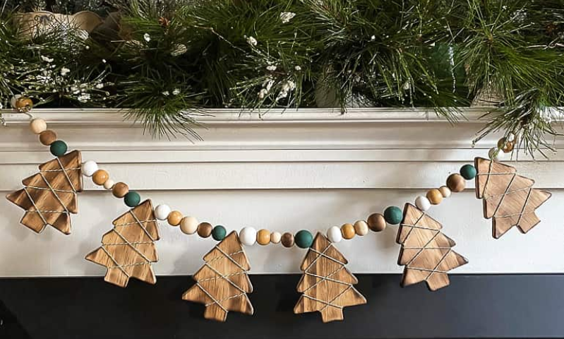 easy diy wood burned christmas tree garland holiday decor