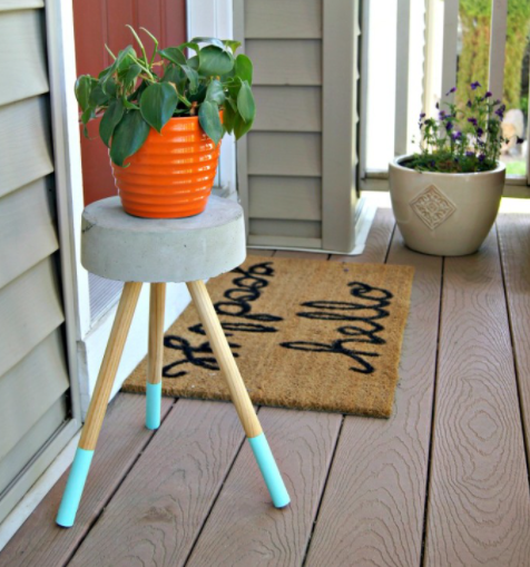 Cheap and homemade concrete stool or plant stand porch garden decor