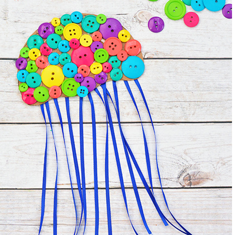 A cute and colorful button jellyfish for kids summer crafts 