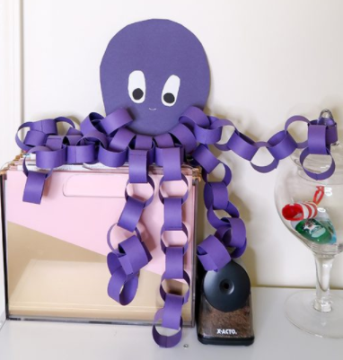 Purple octopus paper chain