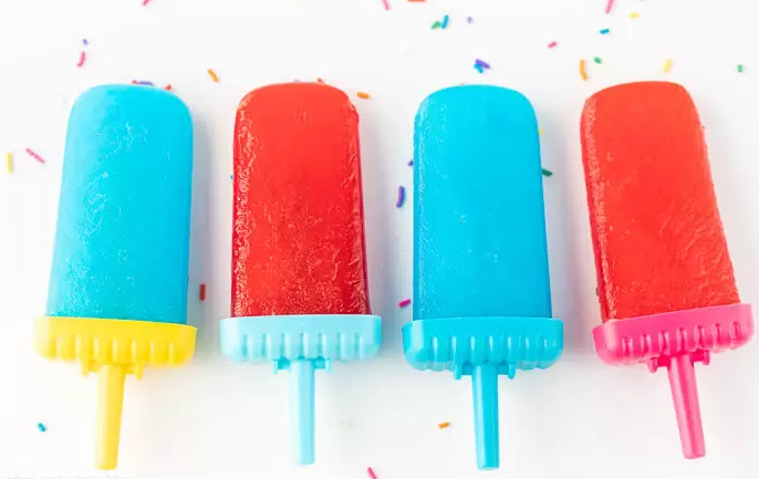 An easy to make homemade jell-o popsicles the ultimate summer treat 