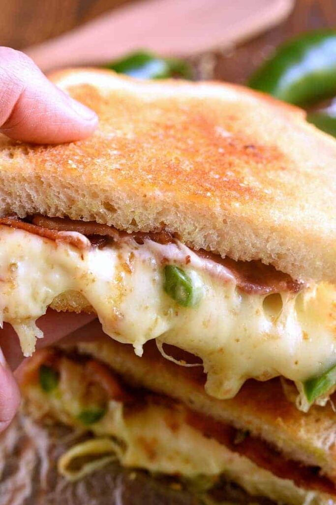 Jalapeño grilled cheese sandwich