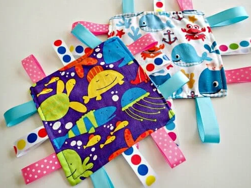 Crinkle Ribbon Toy For Babies Tutorial 