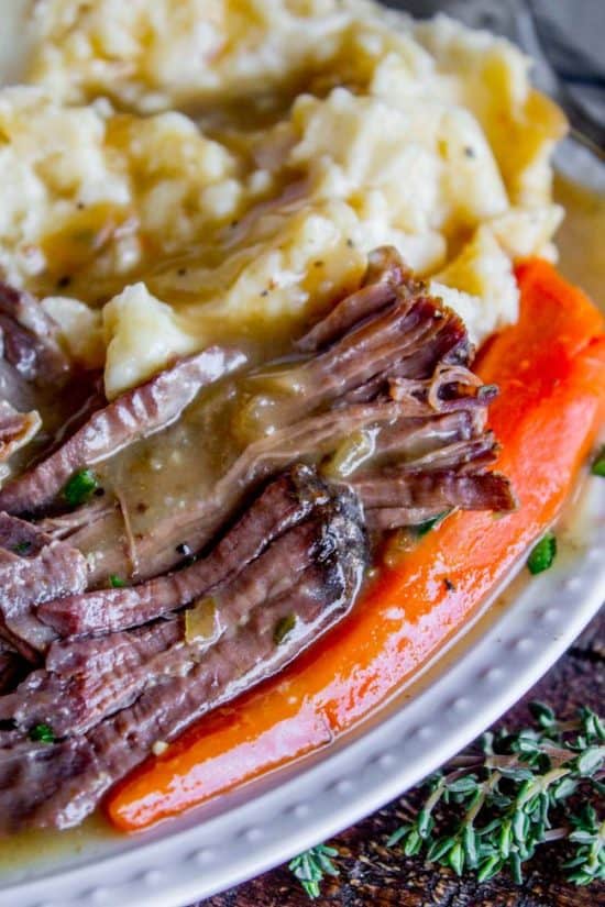 Easy Fall-Apart Crock Pot Roast with Carrots (Slow Cooker)