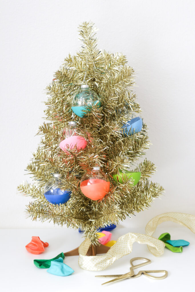Balloon dipped ornaments for Christmas 