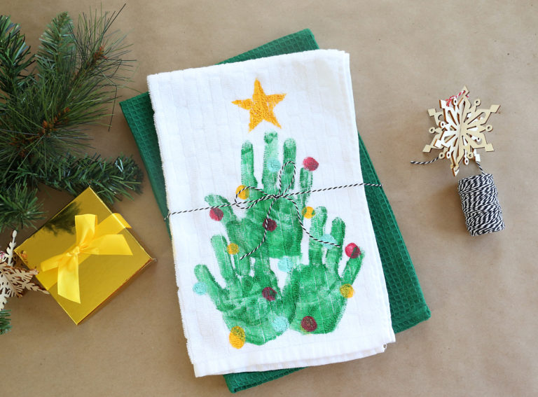 DIY Handprint Christmas Tree Kitchen Towel for gifts 