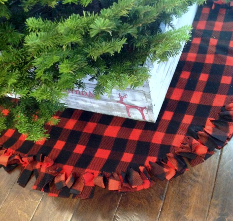 No sew buffalo plaid Christmas tree skirt
