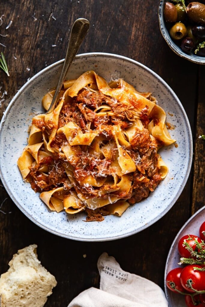 SLOW COOKER ITALIAN BEEF RAGU