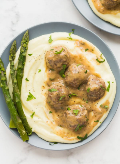 Slow Cooker Swedish Meatballs Weeknights or Holiday Dinner