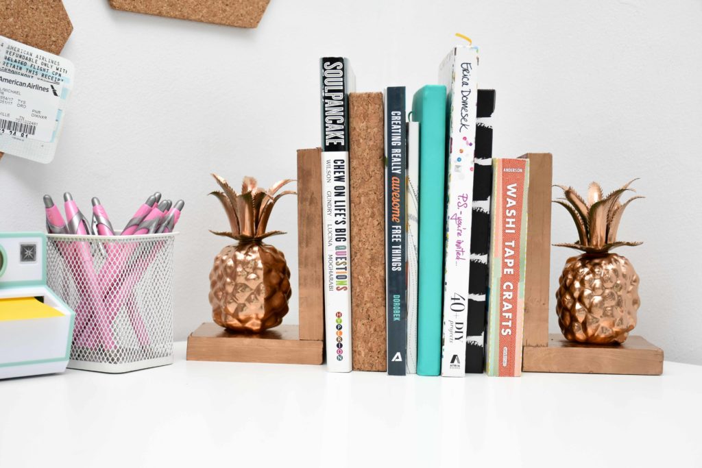 DIY PINEAPPLE BOOKENDS COLLEGE PREPARATION
