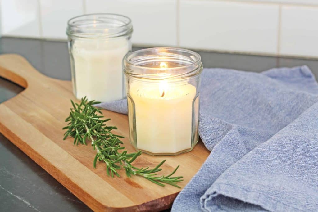 DIY Beeswax Essential Oil Candles to add fragrance and coziness to the home