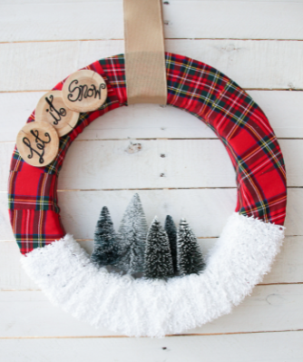 “Let it Snow” Christmas Wreath Super Cute Holiday Craft