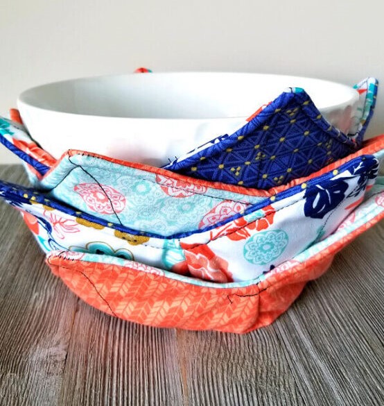 fun and easy REVERSIBLE SOUP BOWL COZY Craft Project 