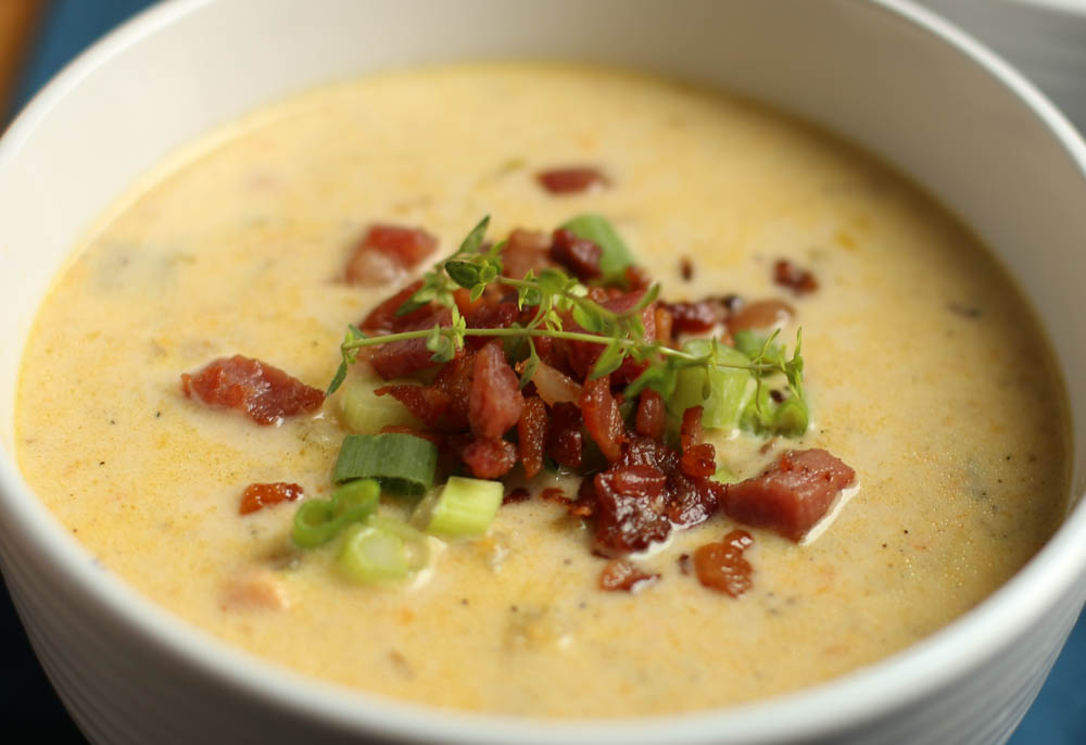SLOW COOKER CHEDDAR AND BACON POTATO SOUP delicious family dinner recipe