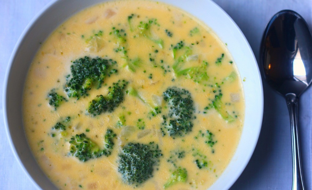 5–INGREDIENT BROCCOLI CHEESE SOUP RECIPE SIMPLE AND QUICK RECIPE
