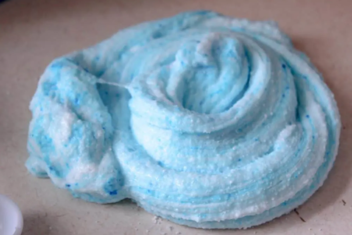 Cotton candy slime