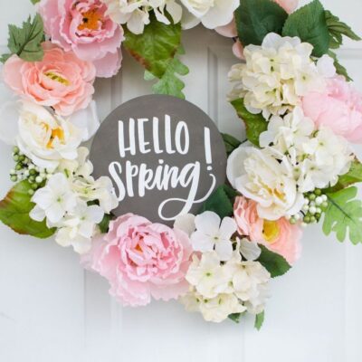 Spring Wreaths You Can Make for Your Home thumbnail