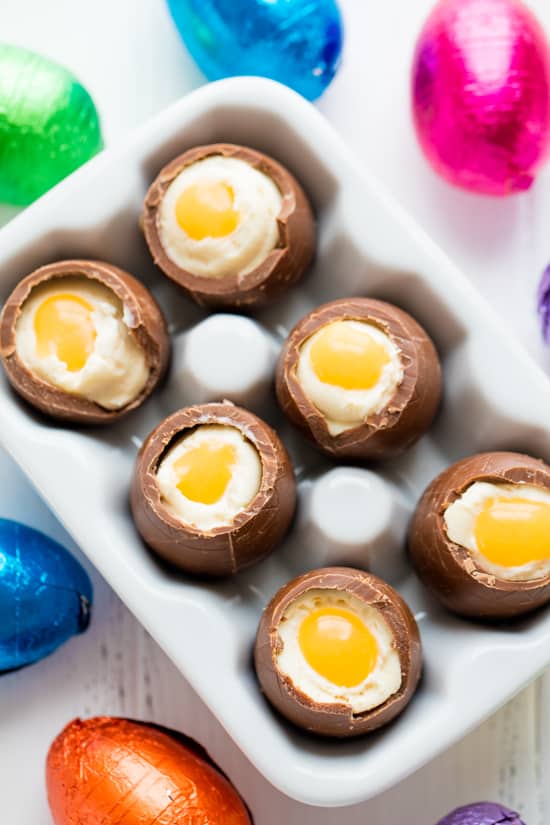 CHEESECAKE FILLED EASTER EGGS easy and fun Easter treat