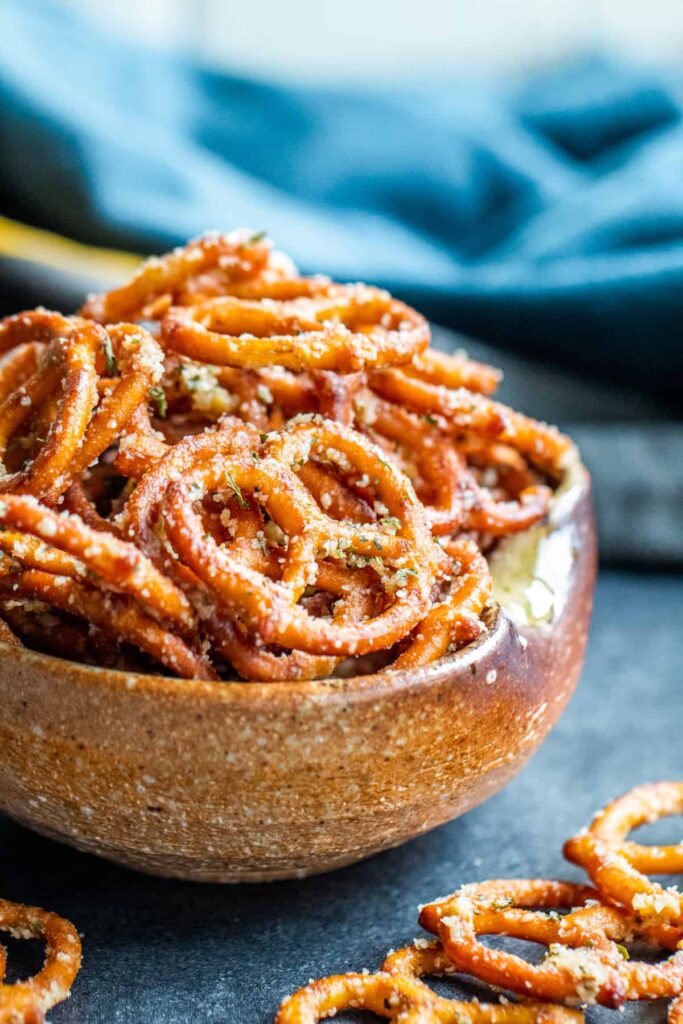 easy Garlic Parmesan Pretzel you will love