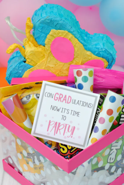 GRADUATION GIFT BASKET GRAD PARTY IN A BOX