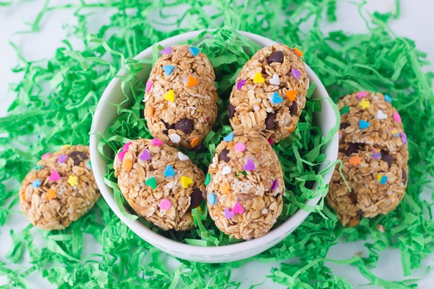 HEALTHY OATMEAL PEANUT BUTTER EGGS delicious all natural, vegan snack 