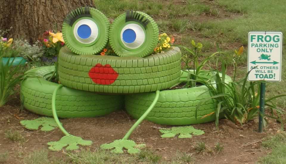 Frieda La Frog Garden Garden Recycled Tires 